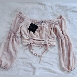 Breath of Youth Le Lis long sleeve crop